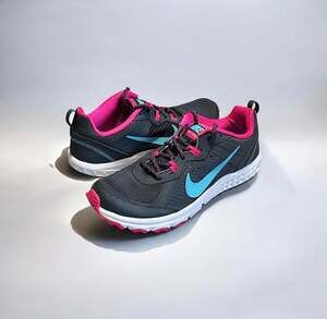 Nike Wild Trail Women's Running Shoes Size 8 Black Pink Blue